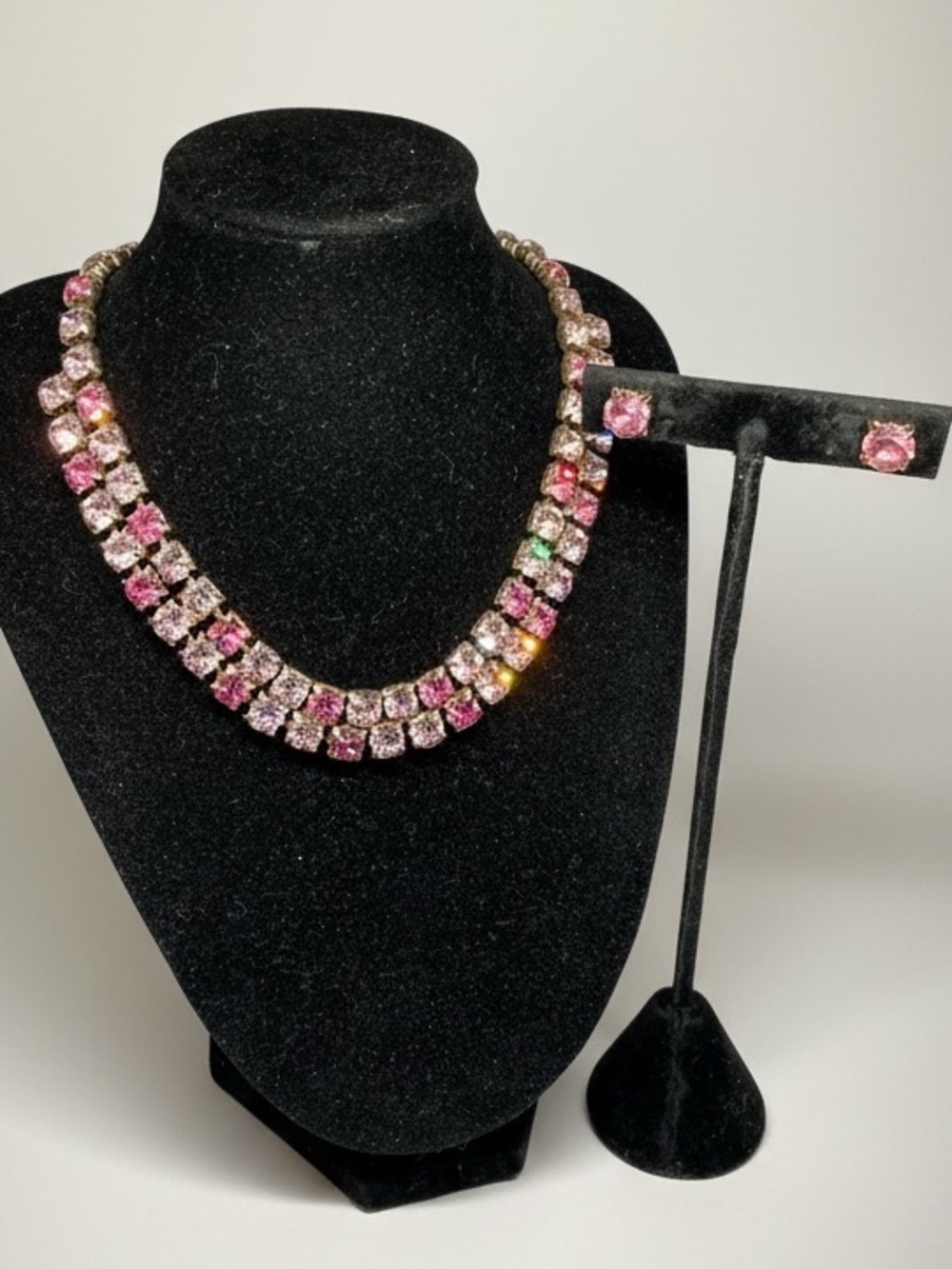 Vintage Pink Rhinestone Graduated  Necklace Earrings Parure Set Unsigned